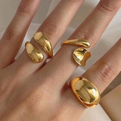 Sleek Geometric 92.5 Sterling Silver Pyramidal Stud Ring