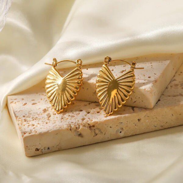 Puffed Heart Stud Earrings