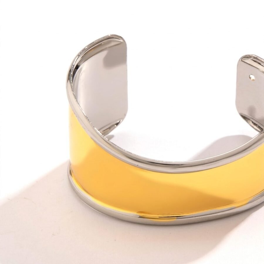 Fine Gold Bangle