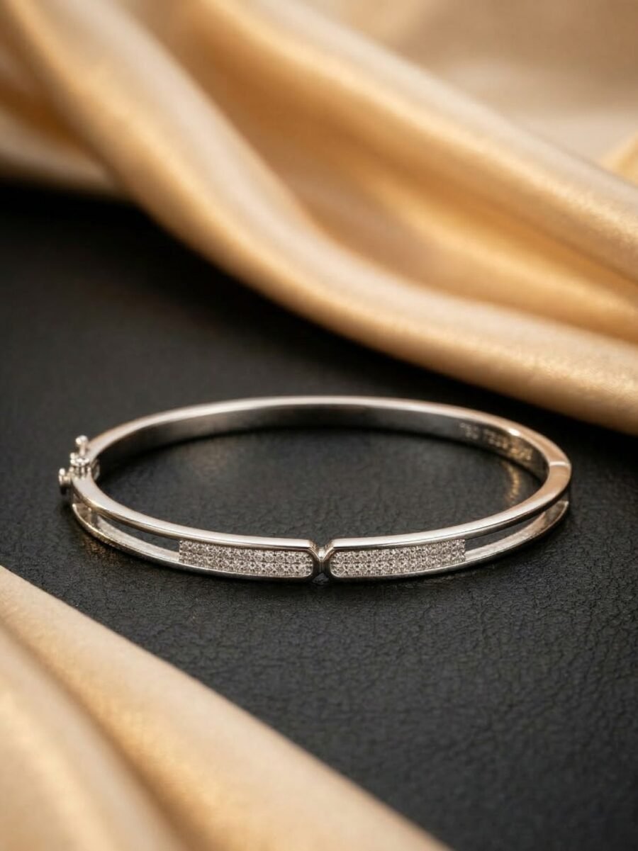 Heart Charm Chain Bracelet