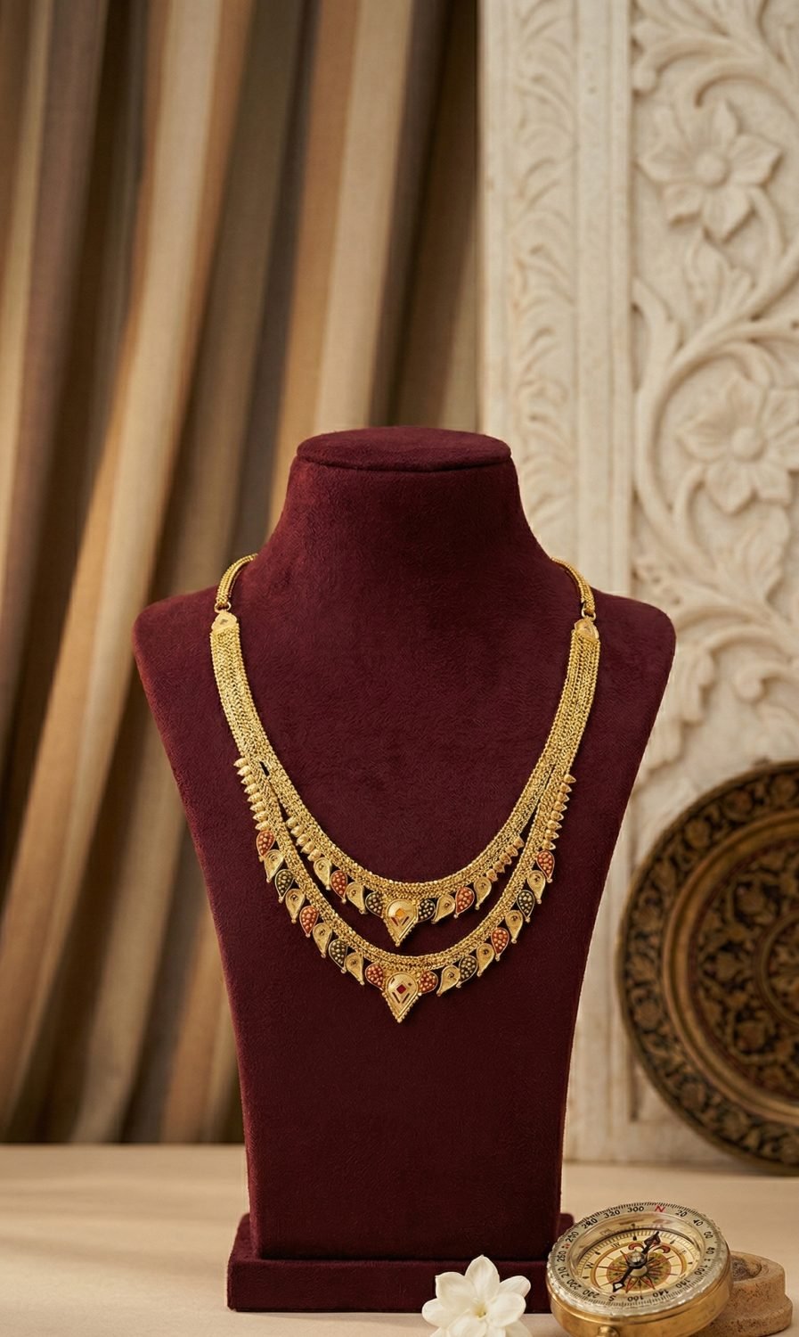 Antique Gold Pendant Necklace