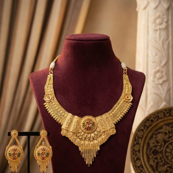 Antique Chain Pendant Necklace