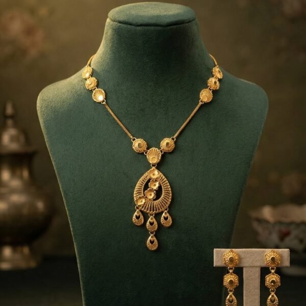 Antique Gold Pendant Set