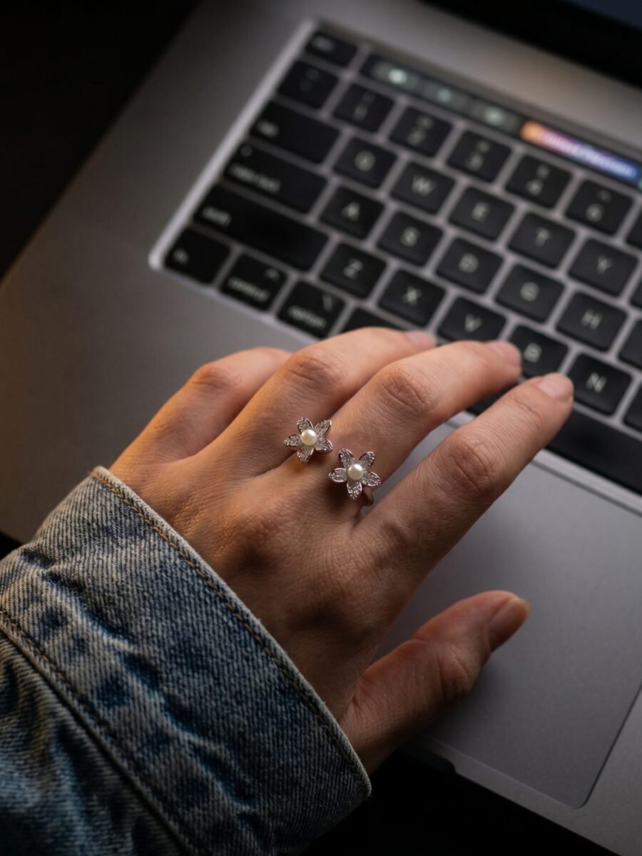 925 Silver CZ Teardrop Ring