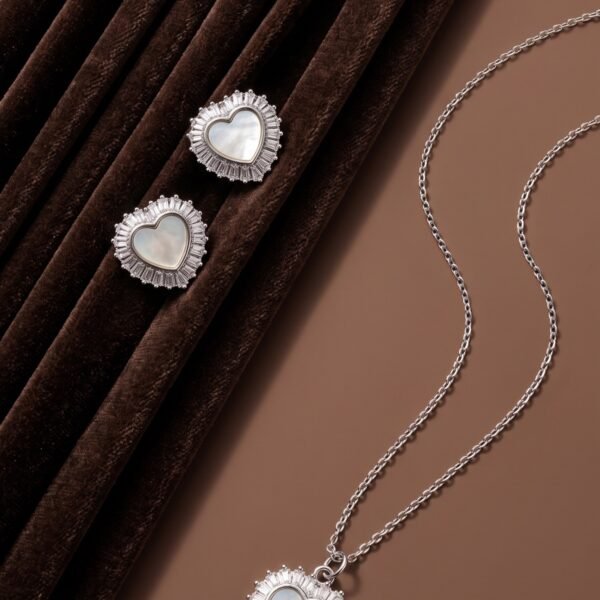 925 Silver Mother of Pearl Heart Pendant Set