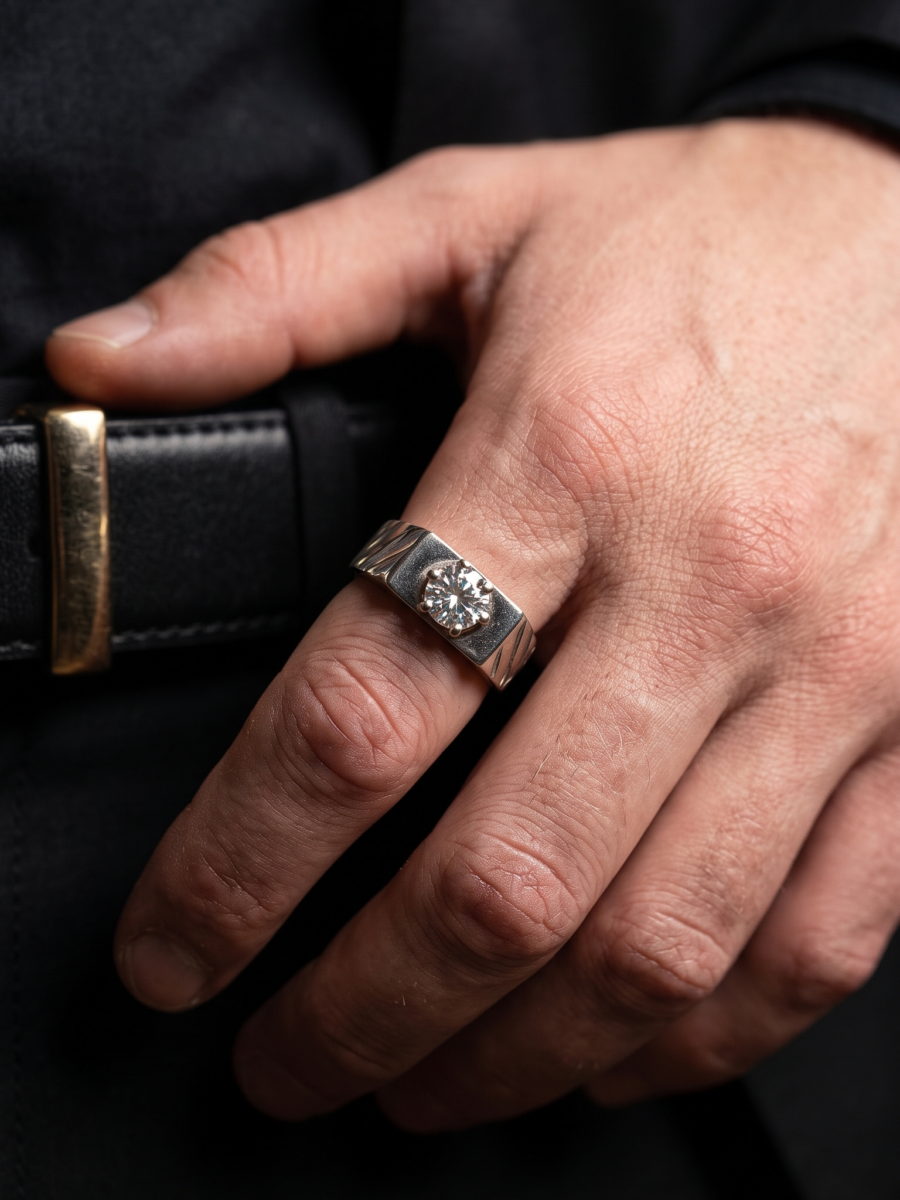 925 Silver CZ Solitaire Textured Band Ring