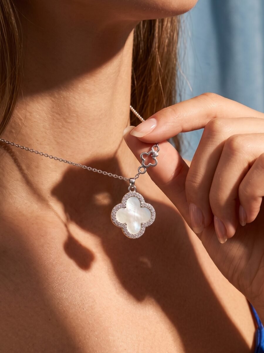 925 Silver Mother of Pearl Clover Necklace